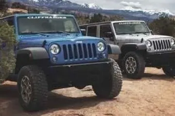 4-Door-Modified-Jeep-Rubicon-Rentals-image-1