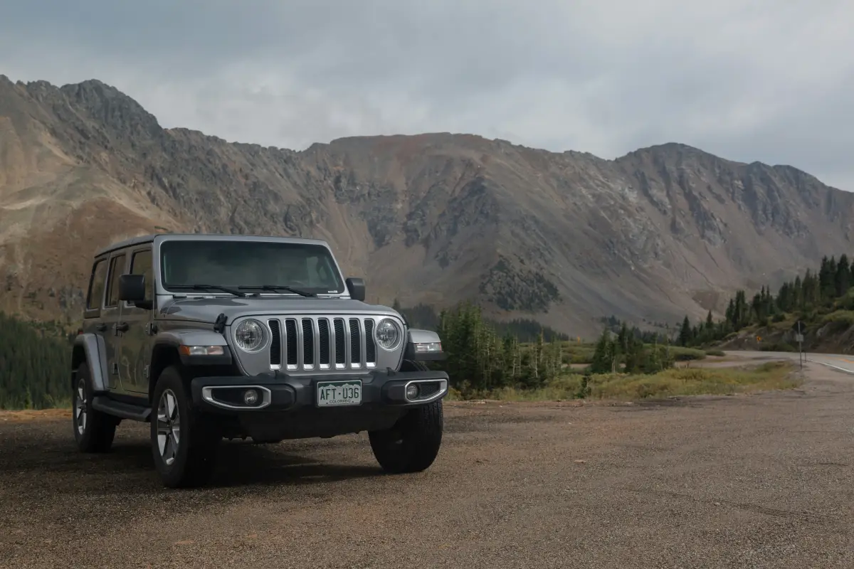 engineer-pass-jeep-rocky-climb